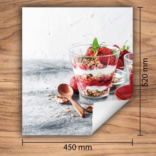 Mata ochronna na kuchenkę indukcyjną 45x52 cm - Mata antypoślizgowa na blat - Płyta ochronna zwijana - Dekoracja do kuchni - Więcej miejsca - Truskawki deserowe