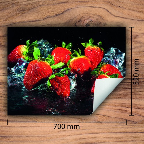 Mata ochronna na kuchenkę indukcyjną 70x52 cm - Mata antypoślizgowa na blat - Płyta ochronna zwijana - Dekoracja do kuchni - Więcej miejsca - Truskawki Owoce