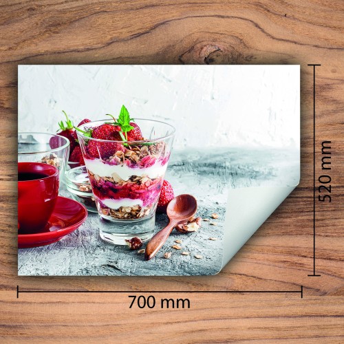 Mata ochronna na kuchenkę indukcyjną 70x52 cm - Mata antypoślizgowa na blat - Płyta ochronna zwijana - Dekoracja do kuchni - Więcej miejsca - Truskawki deserowe